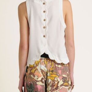 Lush Button Back Scallop Hem Sleeveless Top